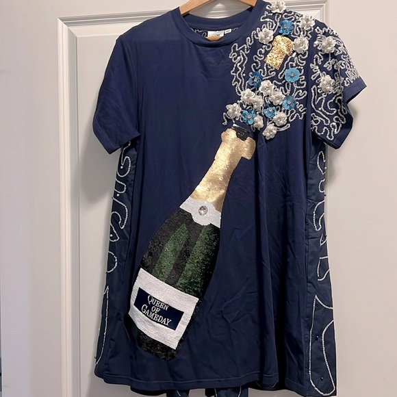 QUEEN OF SPARKLES Dresses & Skirts - Queen of sparkles dress size xs